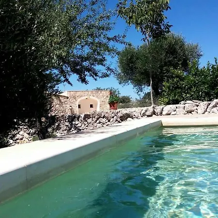 Holiday home Trulli-mestandrea Al Poggio Piscina Uso Esclusivo *